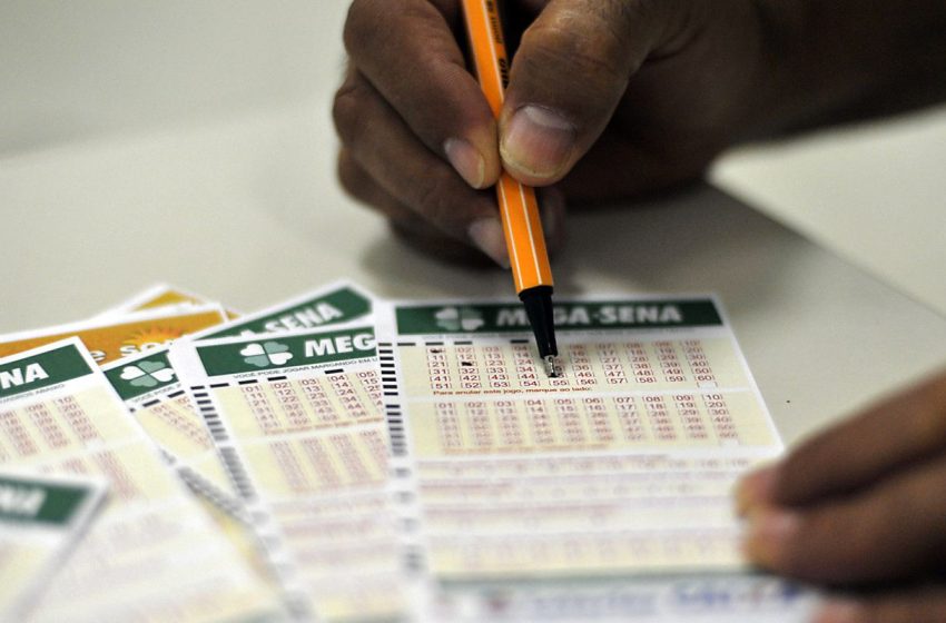  Mega-Sena acumula e prêmio milionário atinge R$ 65 milhões