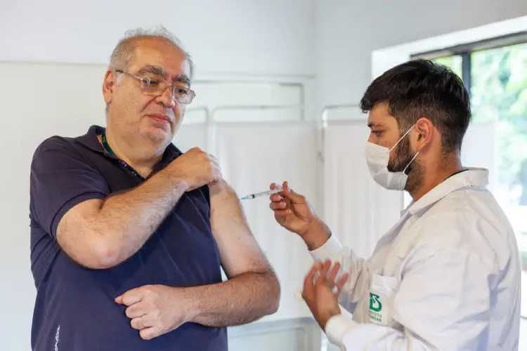  Inverno e Saúde do Idoso: Iamspe Orienta Sobre Cuidados Essenciais no Período de Frio Intenso