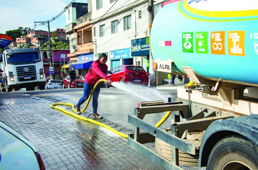  Operação Bairro Limpo leva mais qualidade de vida ao Parque dos Eucaliptos em Santana de Parnaíba