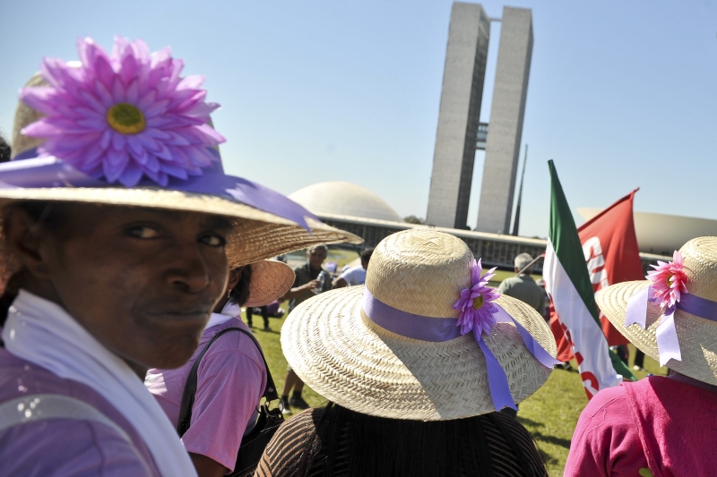  Política e Liderança: O protagonismo feminino e os novos rumos para o Brasil