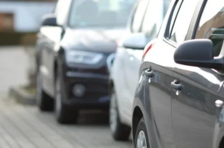 O primeiro passo é registrar a intenção de venda pelo portal do Detran-SP ou pelo aplicativo d…