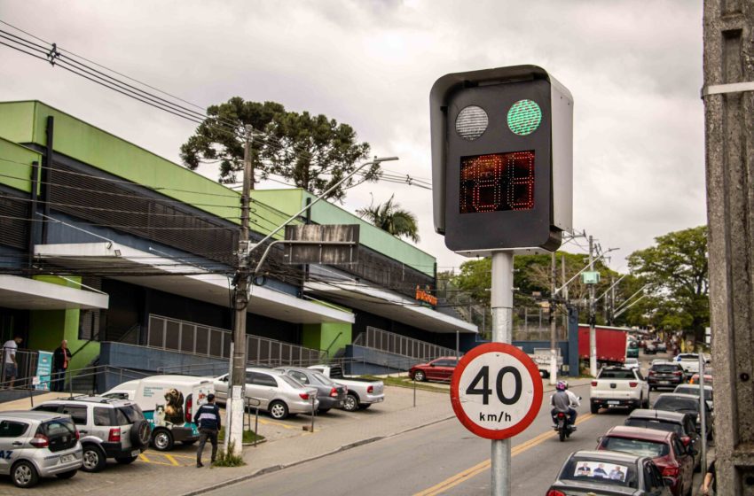  Radares instalados em Cotia passam por aferição do IPEM; confira datas e locais