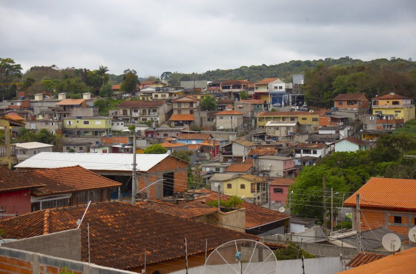  Cotia inicia atendimento para nova fase de regularização fundiária