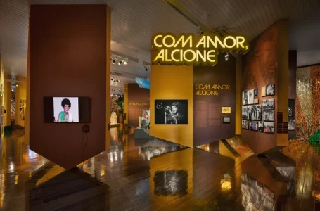 Museu das Favelas abre exposição “Com amor, Alcione”