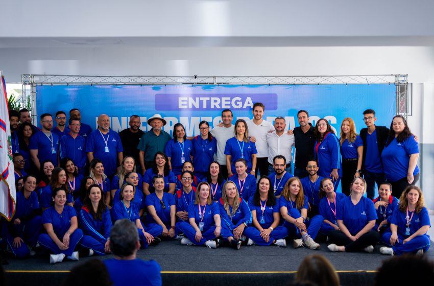  Cajamar entrega novos uniformes para mais de 2.200 profissionais da Educação