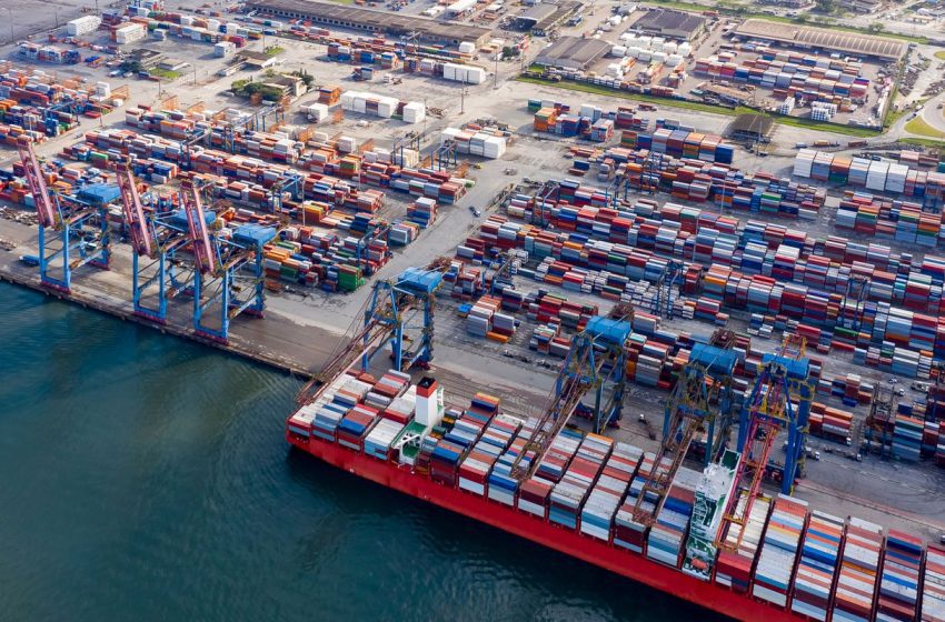  Centrais Sindicais Propõem Frente Ampla contra Tarifaço dos EUA e Crise Comercial