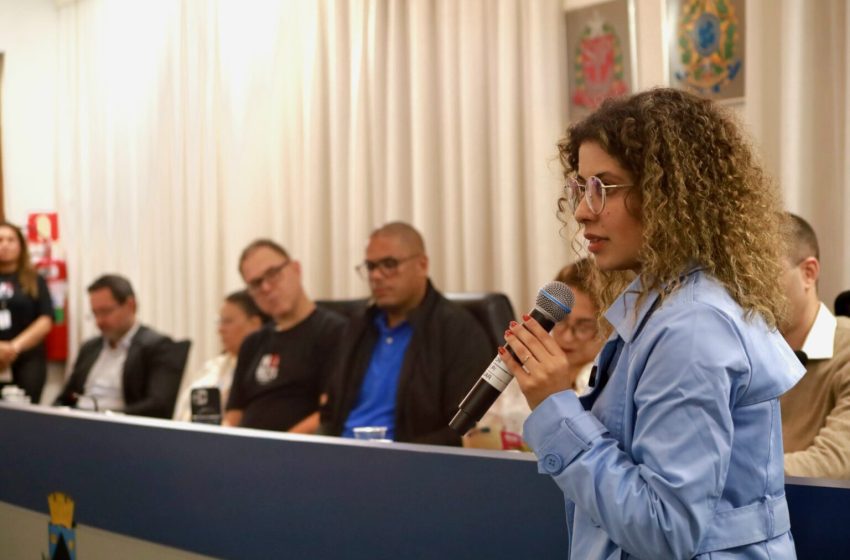  Palestra em Cotia alerta para impactos do vício em jogos e bets