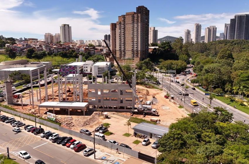  Barueri acelera obras: Mais de 25 entregas em 2026 e novos projetos até dezembro