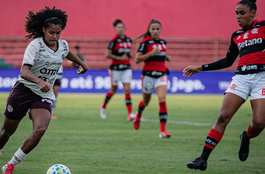  Futebol Feminino no Brasil: Nova Lei Estabelece Diretrizes Permanentes para Profissionalização e Equidade
