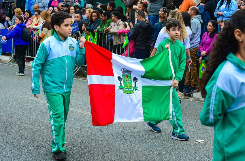  Desfile de 7 de Setembro em Osasco aborda tema do século XX aos desafios do futuro 