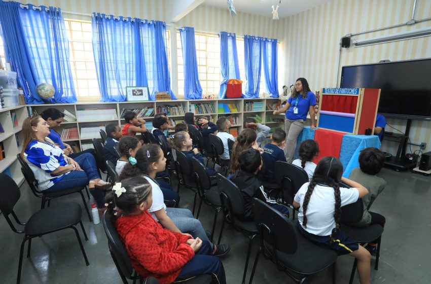  Alunos da rede Santana de Parnaíba participam de palestras sobre eficiência energética