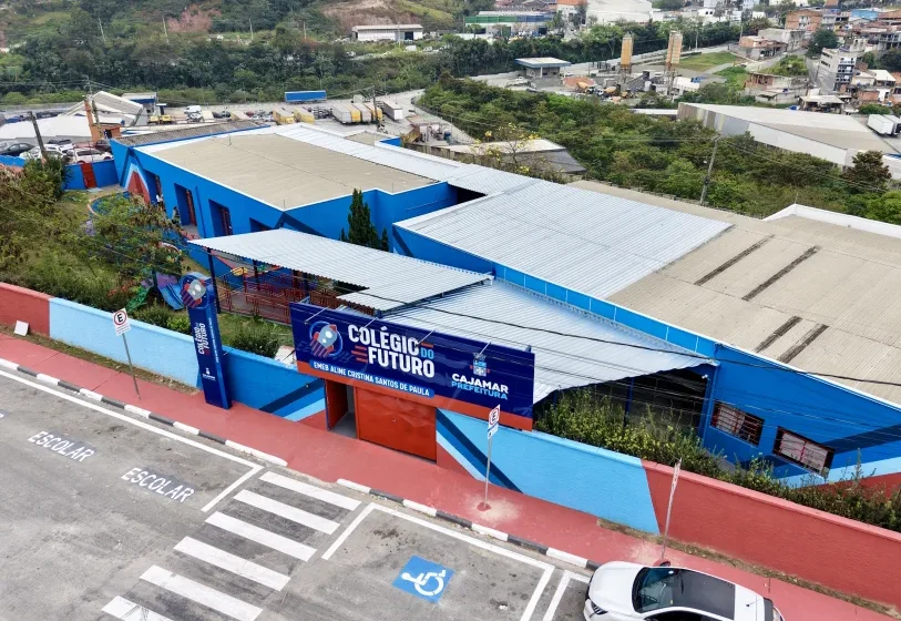  Kauan Berto acelera transformação da Educação e entrega terceira escola revitalizada em Cajamar