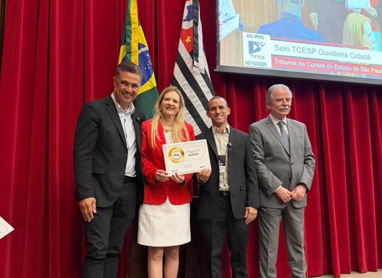  Barueri recebe Selo Ouro Ouvidoria Cidadã do TCE-SP