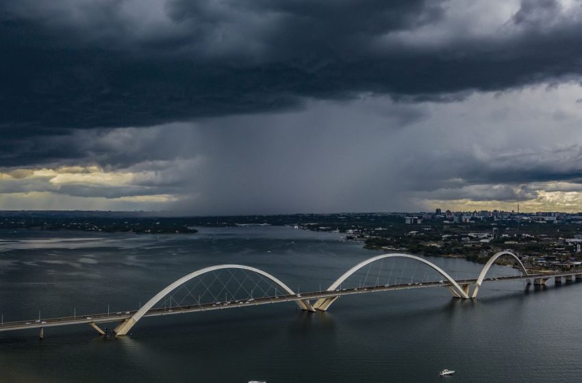  Brasil Sob Alerta: Inmet Previa Temporais e Chuvas Fortes com a Chegada da Primavera