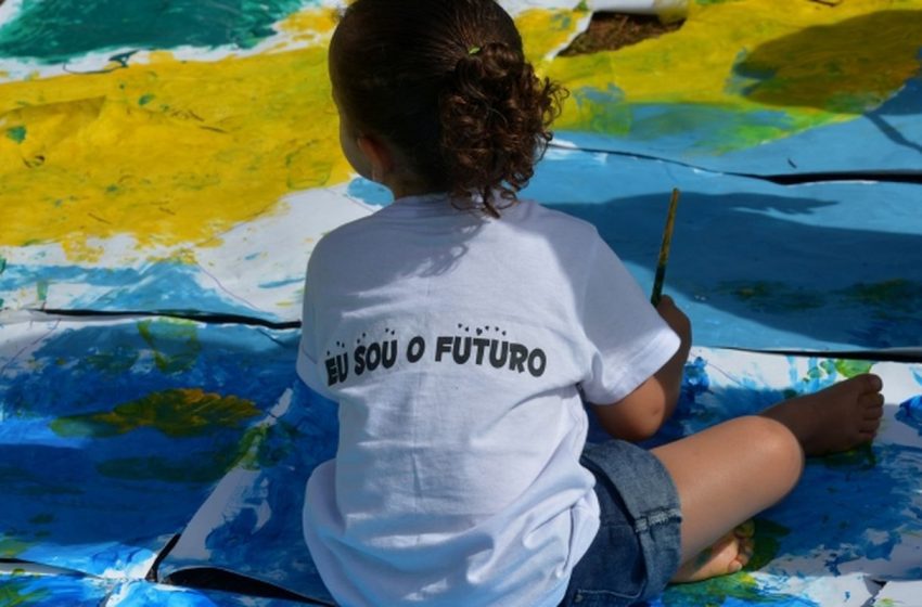  Agenda 227: Sociedade Civil Propõe Roteiro Abrangente para a Proteção de Crianças e Adolescentes a Candidatos